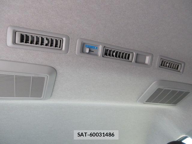 Toyota HIACE WAGON 2026-04 7058790-27