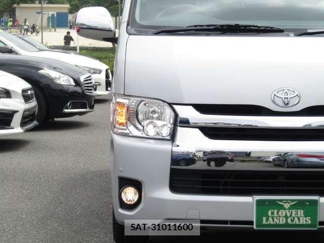 Toyota HIACE WAGON 2017-03 7219424-27