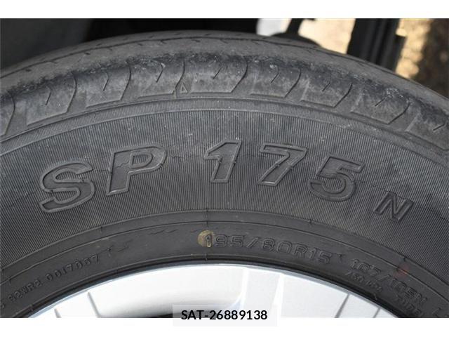 Toyota HIACE WAGON 2020-09 7219419-18