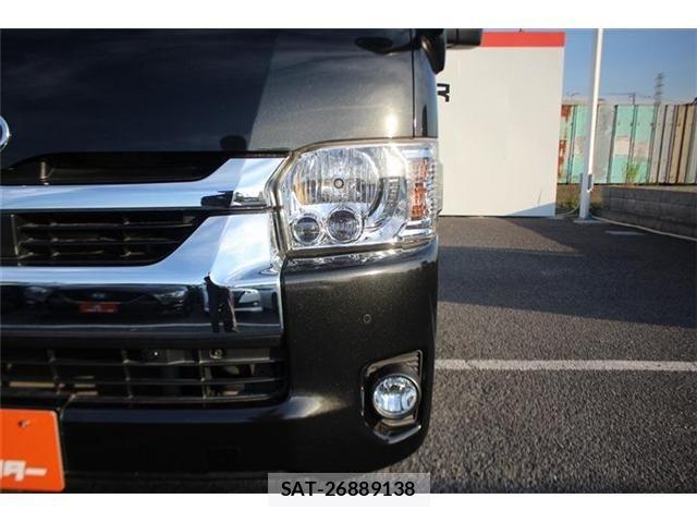 Toyota HIACE WAGON 2020-09 7219419-23