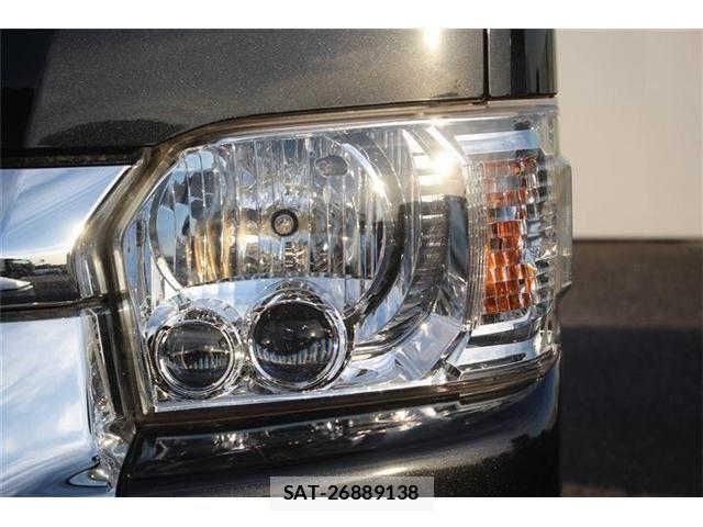 Toyota HIACE WAGON 2020-09 7219419-24