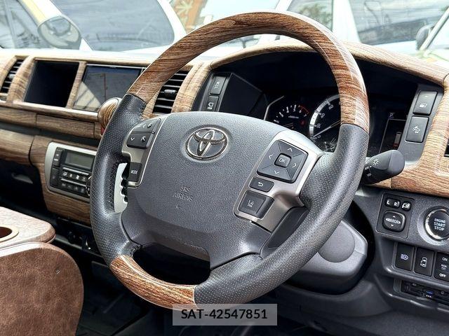 Toyota HIACE WAGON 2024-05 7219423-13