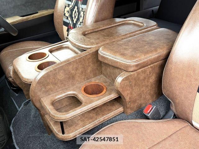 Toyota HIACE WAGON 2024-05 7219423-15