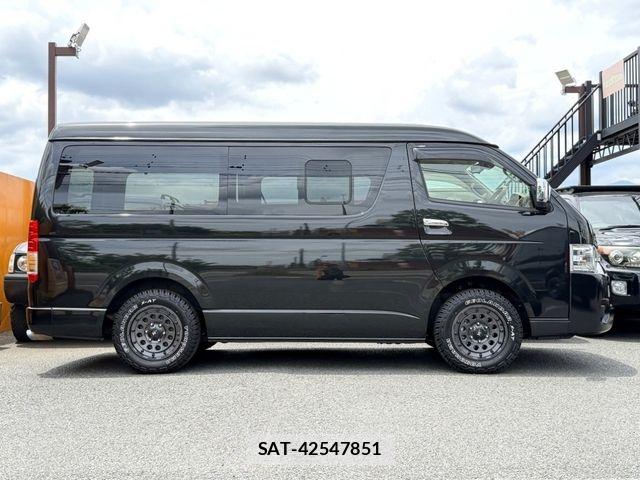 Toyota HIACE WAGON 2024-05 7219423-19