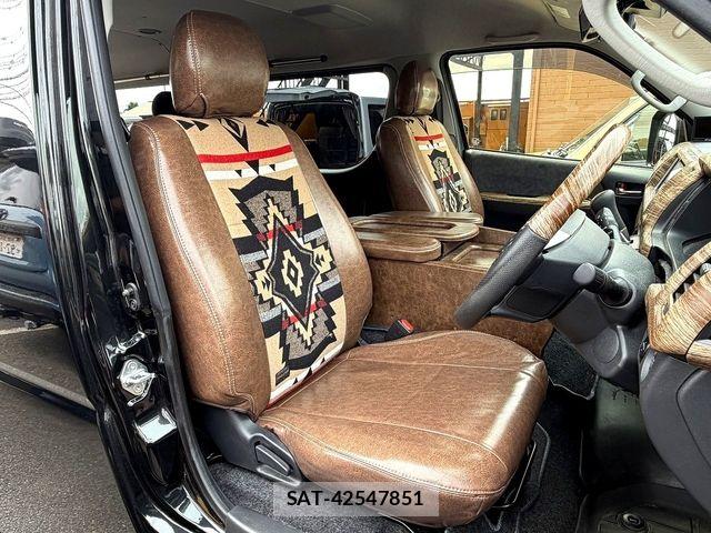 Toyota HIACE WAGON 2024-05 7219423-8
