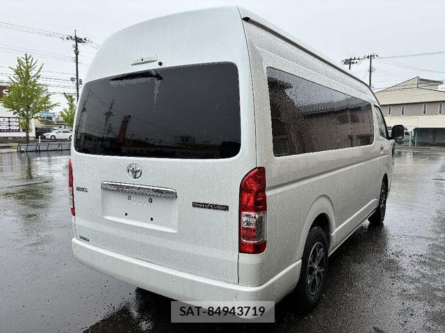 Toyota HIACE WAGON 2025-09 7219429-1