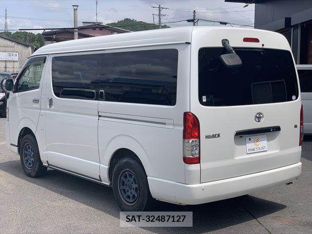 Toyota HIACE WAGON 2015-03 7219422-18