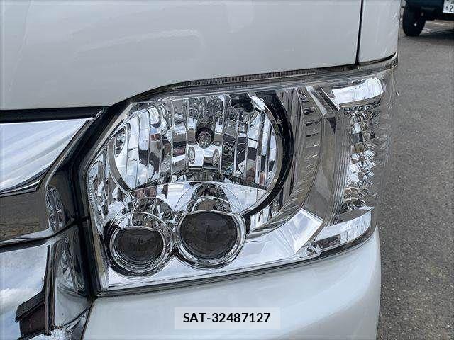 Toyota HIACE WAGON 2015-03 7219422-21