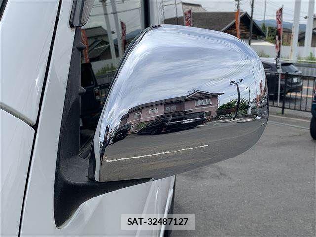 Toyota HIACE WAGON 2015-03 7219422-25