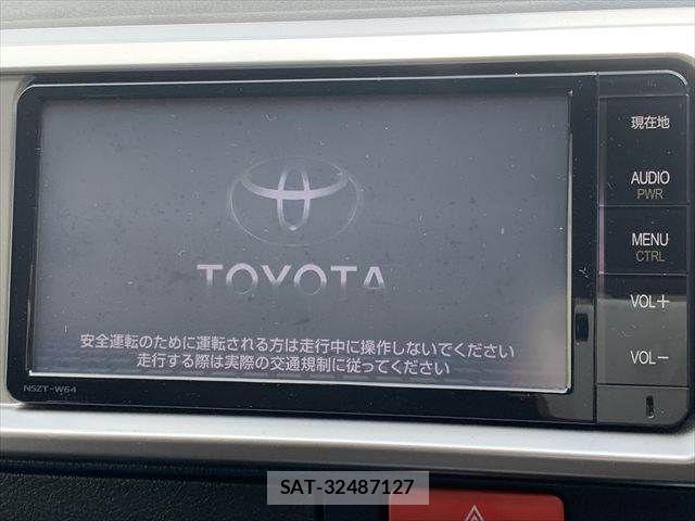 Toyota HIACE WAGON 2015-03 7219422-3
