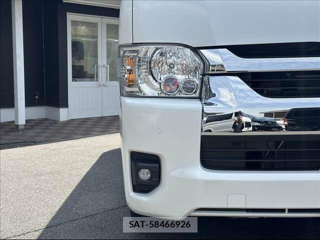 Toyota HIACE WAGON 2025-10 7219430-9