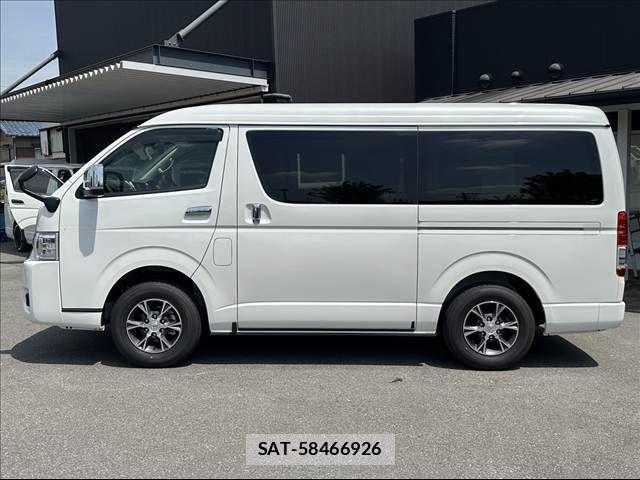 Toyota HIACE WAGON 2025-10 7219430-13