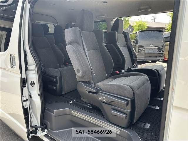 Toyota HIACE WAGON 2025-10 7219430-7