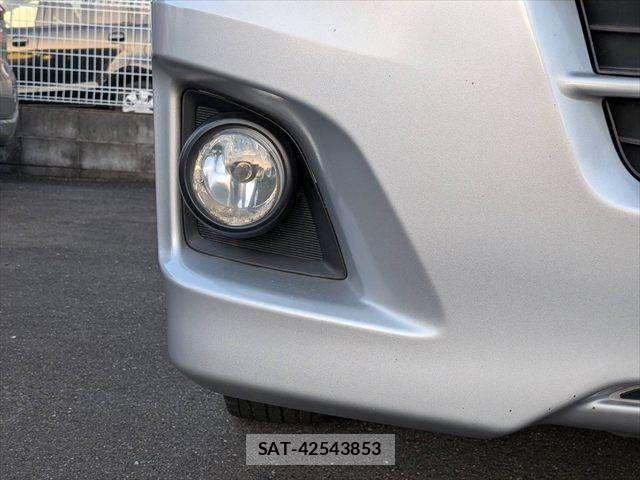 Toyota HIACE WAGON 2012-03 7250998-21