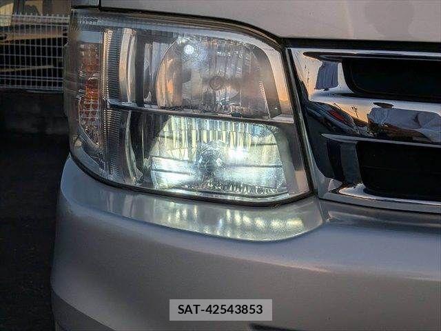 Toyota HIACE WAGON 2012-03 7250998-27