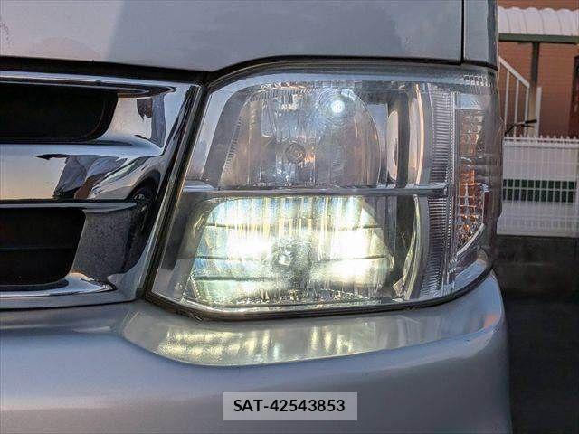 Toyota HIACE WAGON 2012-03 7250998-8