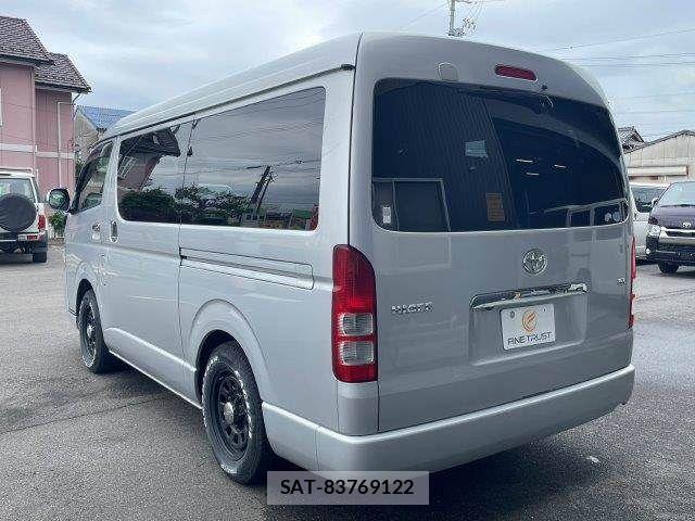 Toyota HIACE WAGON 2011-07 7250997-20