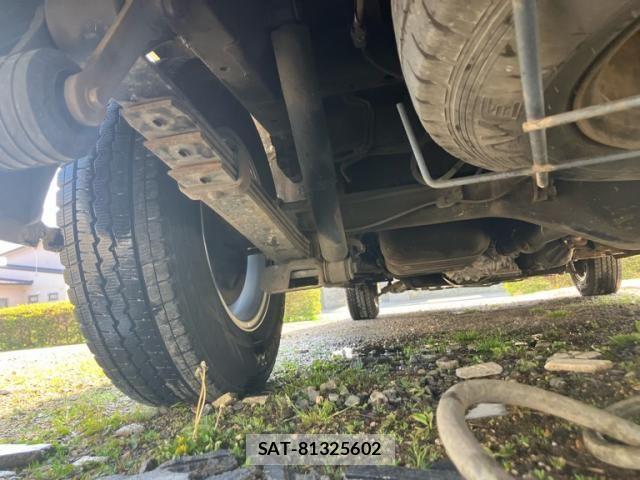 Toyota HIACE WAGON 2019-03 7327419-9