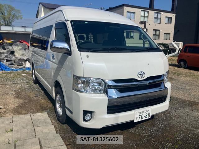 Toyota HIACE WAGON 2019-03 7327419-2