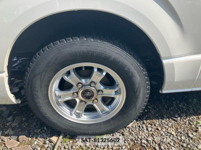 Toyota HIACE WAGON 2019-03 7327419-5