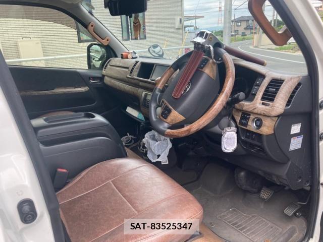 Toyota HIACE WAGON 2022-02 7327413-9
