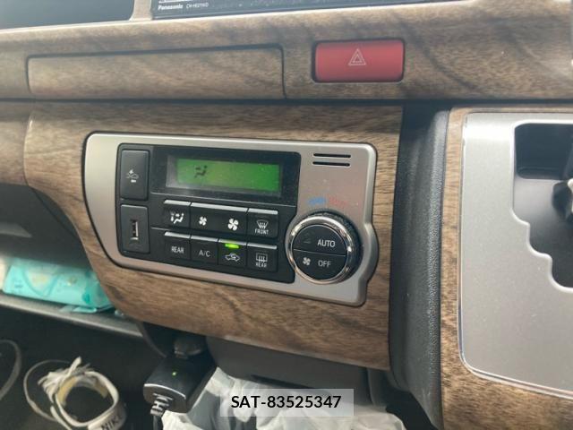 Toyota HIACE WAGON 2022-02 7327413-17