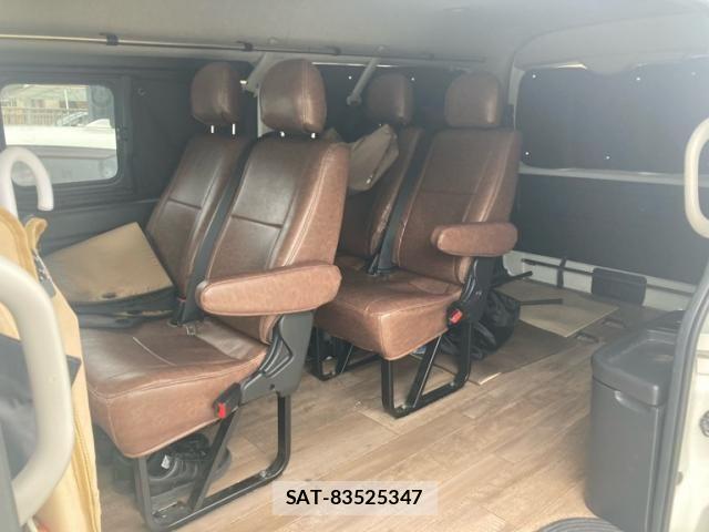 Toyota HIACE WAGON 2022-02 7327413-25