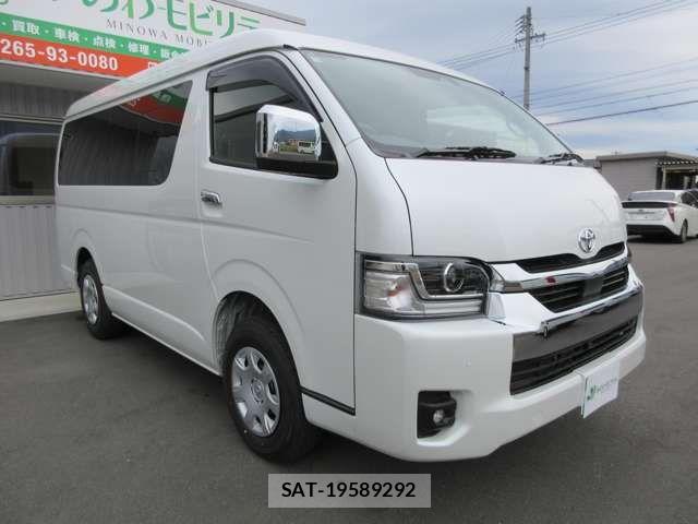 Toyota HIACE WAGON 2026-04 7327416-2