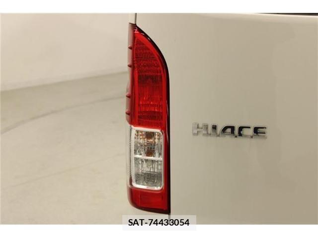 Toyota HIACE WAGON 2023-02 7327418-18