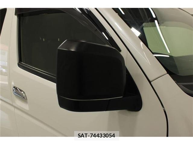 Toyota HIACE WAGON 2023-02 7327418-20