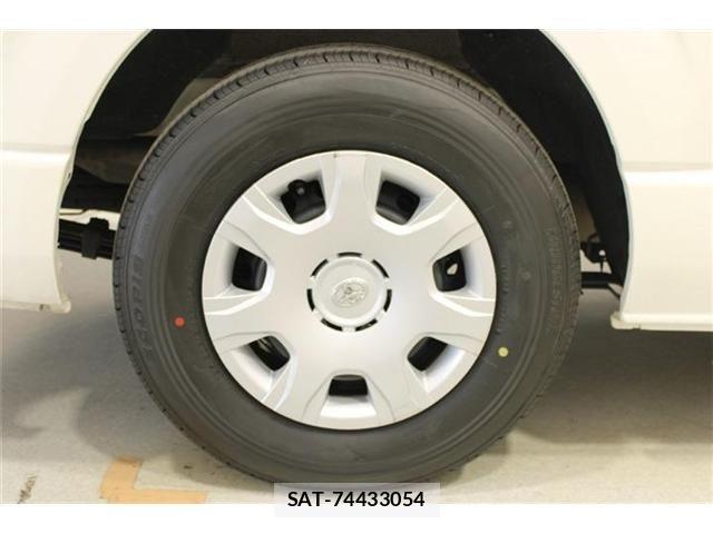 Toyota HIACE WAGON 2023-02 7327418-22