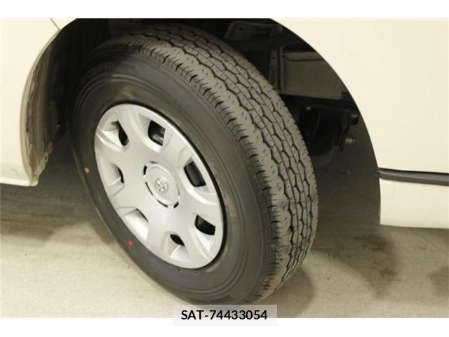 Toyota HIACE WAGON 2023-02 7327418-27