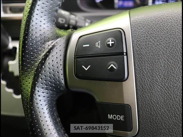 Toyota HIACE WAGON 2016-08 7358035-12