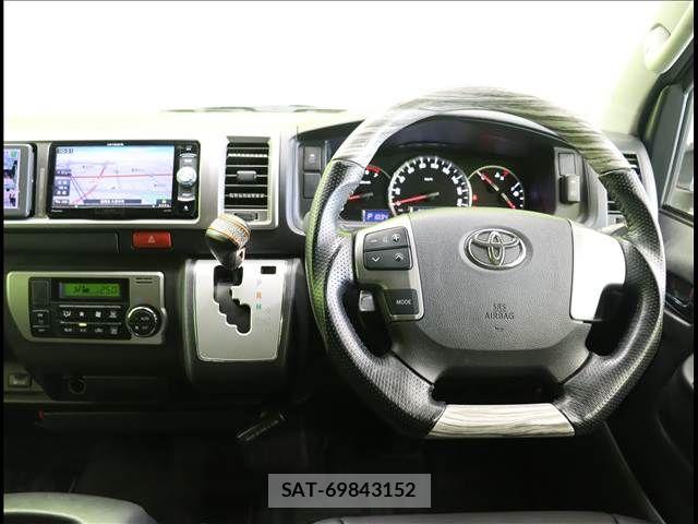 Toyota HIACE WAGON 2016-08 7358035-16