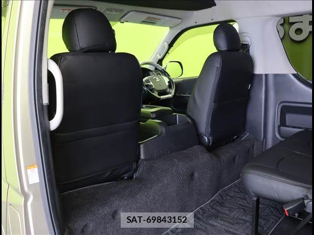 Toyota HIACE WAGON 2016-08 7358035-24