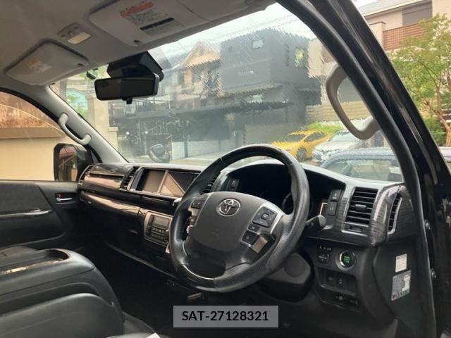 Toyota HIACE WAGON 2021-02 7358034-13