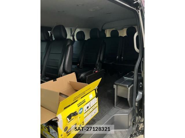 Toyota HIACE WAGON 2021-02 7358034-28