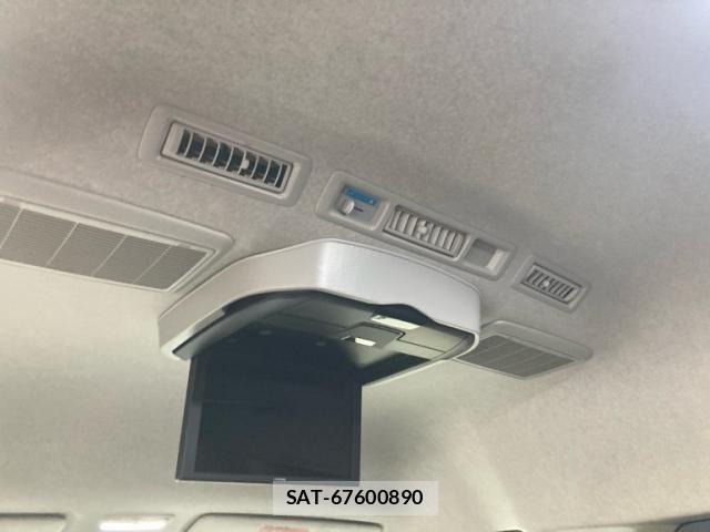 Toyota HIACE WAGON 2022-08 7358029-14
