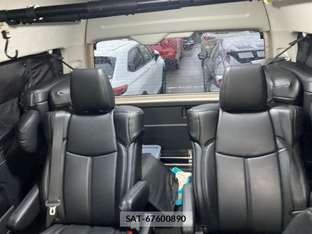 Toyota HIACE WAGON 2022-08 7358029-15