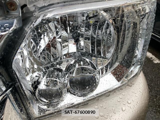Toyota HIACE WAGON 2022-08 7358029-19