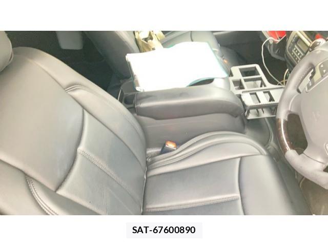 Toyota HIACE WAGON 2022-08 7358029-21