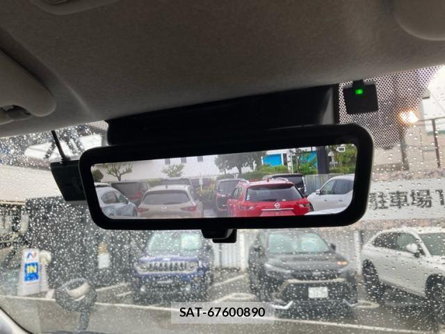 Toyota HIACE WAGON 2022-08 7358029-27