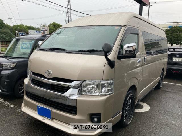 Toyota HIACE WAGON 2022-08 7358029-3