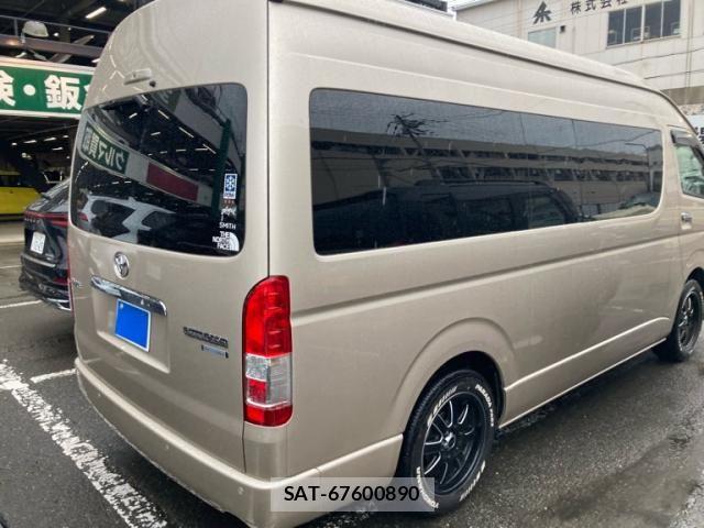 Toyota HIACE WAGON 2022-08 7358029-4
