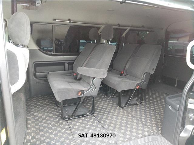 Toyota HIACE WAGON 2013-04 7392332-12