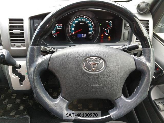 Toyota HIACE WAGON 2013-04 7392332-8