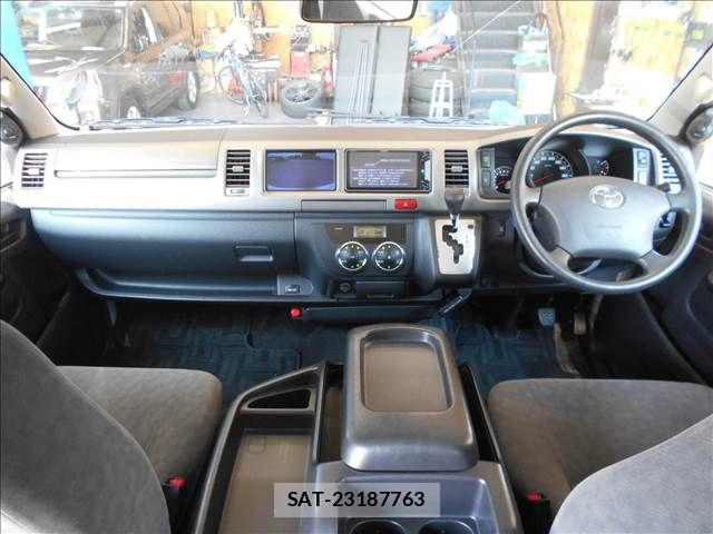 Toyota HIACE WAGON 2010-12 7454706-2