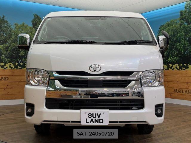Toyota HIACE WAGON 2023-11 7454699-15