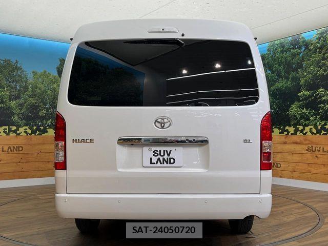 Toyota HIACE WAGON 2023-11 7454699-16