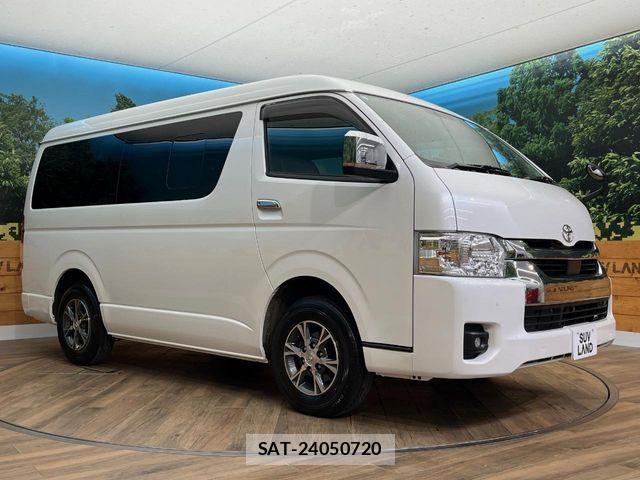 Toyota HIACE WAGON 2023-11 7454699-17